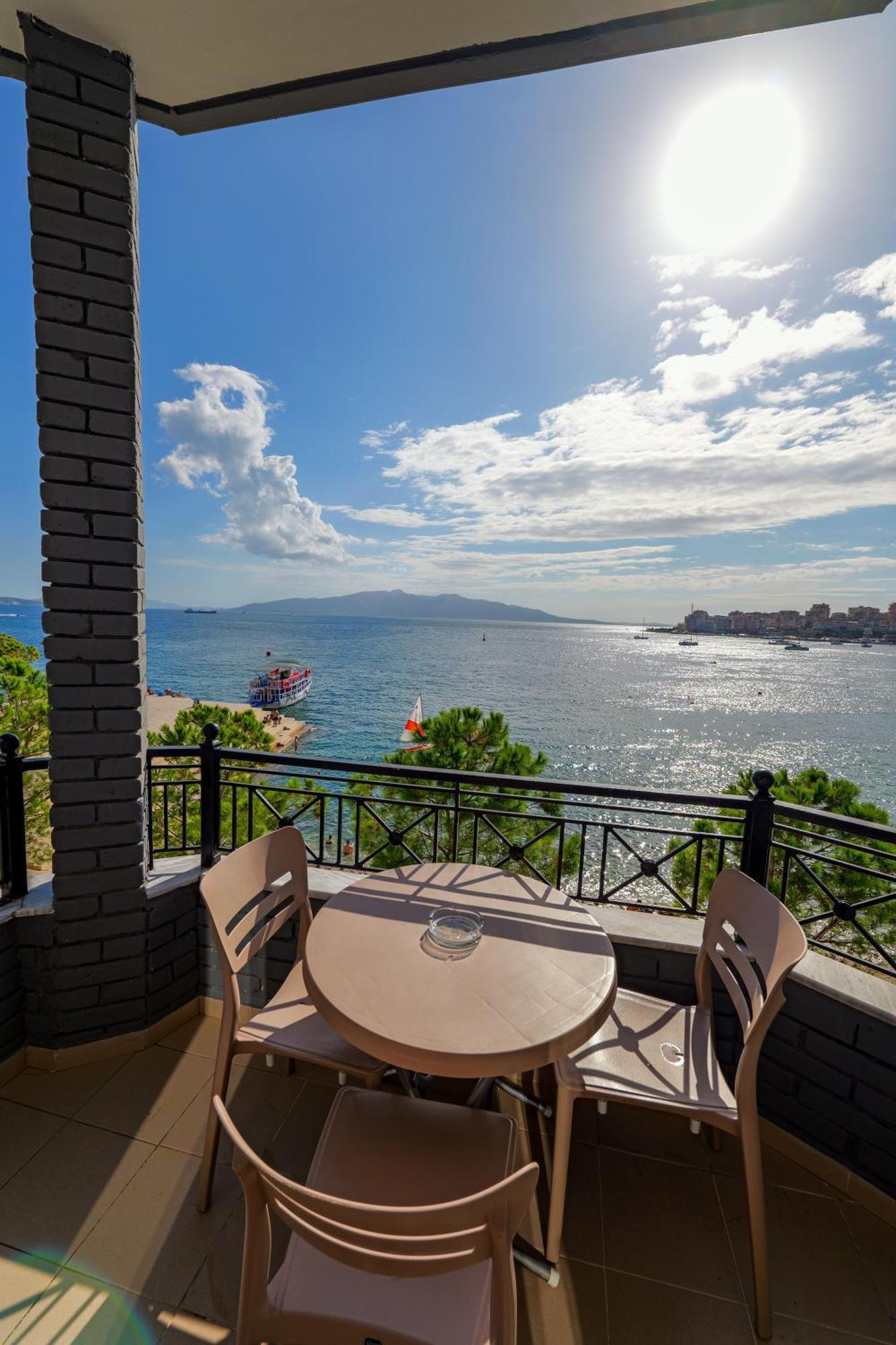 Hotel Summer Sarandë 外观 照片