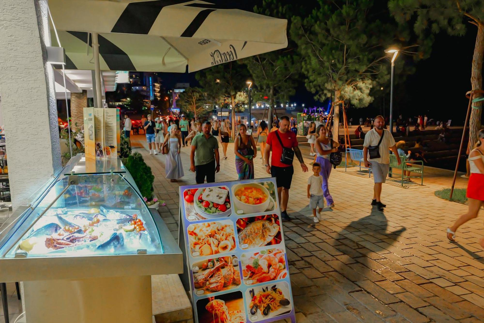 Hotel Summer Sarandë 外观 照片